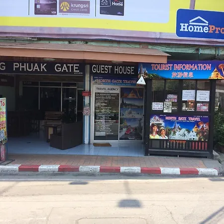 Changphuakgate Guesthouse